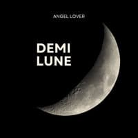 Demi lune