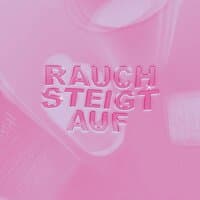 Rauch steigt auf